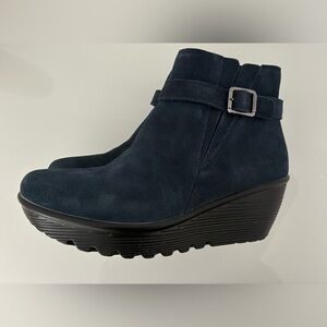 Women's Skechers Air Cooled Memory Foam Gray Wedge Leather Ankle Boots Size 9